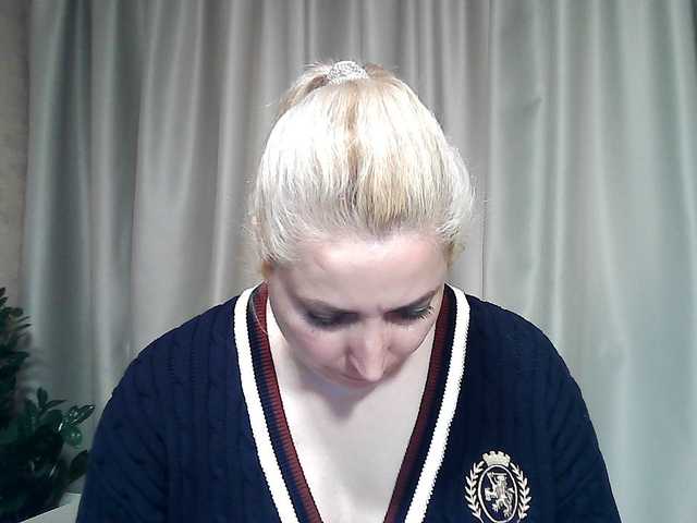 KickaIricka's BongaCams show and profile