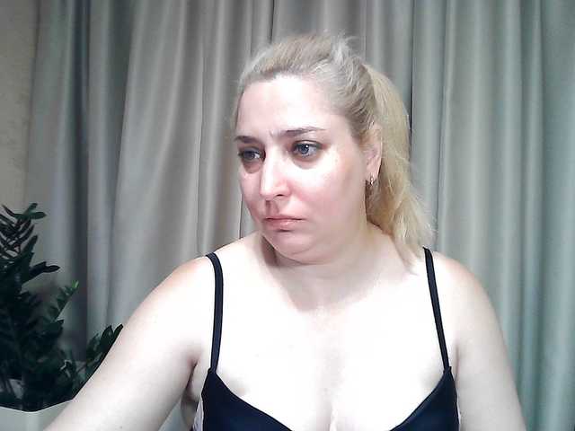 KickaIricka live cam on BongaCams