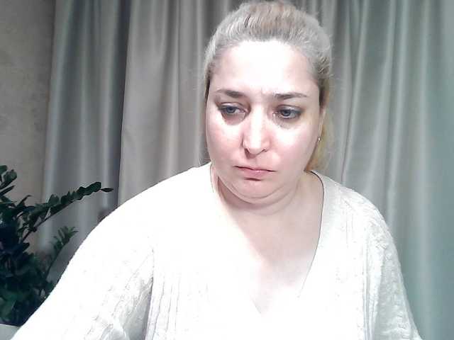 le modèle KickaIricka est en webcam porno dans un show sur le site bongacams, il possède les tags suivants: White/Caucasian,Blonde,Shaved
