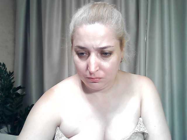 KickaIricka live webcam show