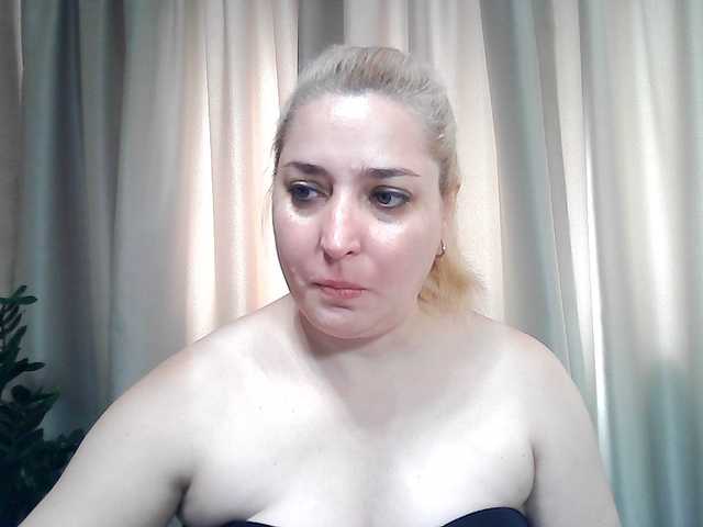 KickaIricka live cam on BongaCams
