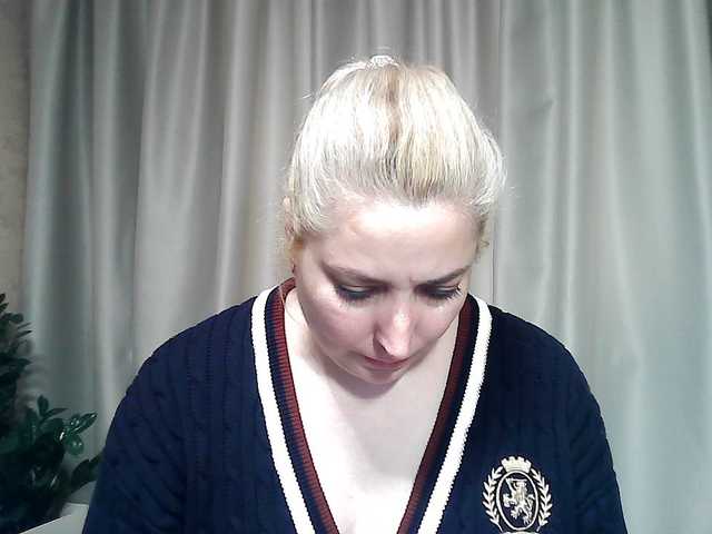 KickaIricka's BongaCams show and profile