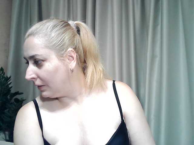 KickaIricka live webcam show