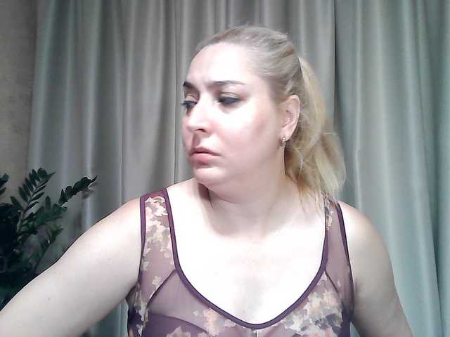 KickaIricka live cam on BongaCams