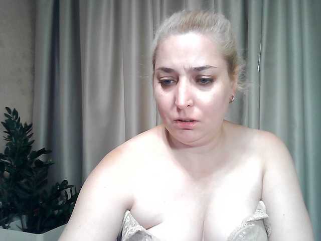 KickaIricka live webcam show