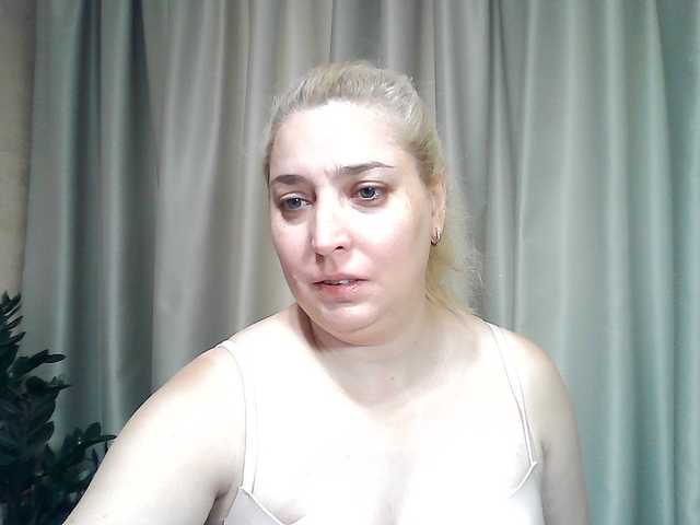 KickaIricka live webcam show