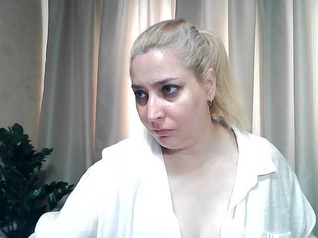 KickaIricka live cam on BongaCams