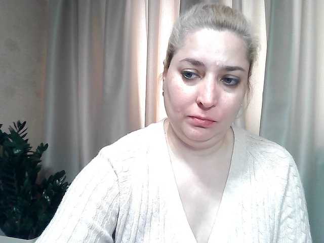 Chat with KickaIricka live cam