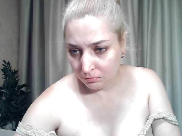 KickaIricka live cam on BongaCams