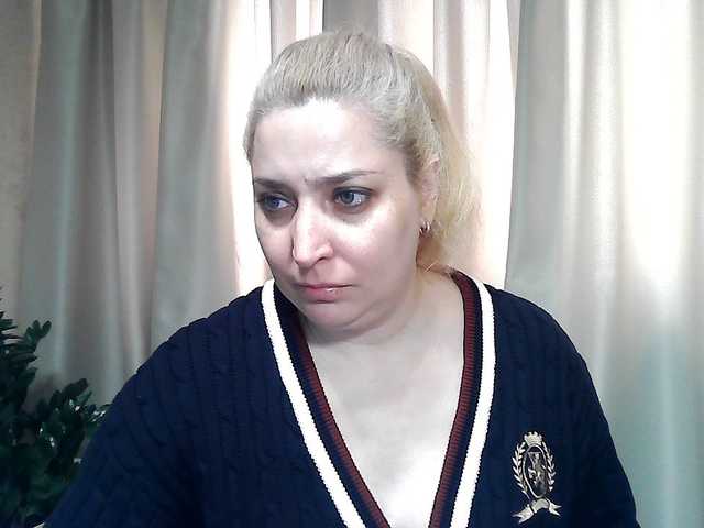 KickaIricka's BongaCams show and profile