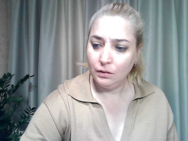 KickaIricka — live female cam