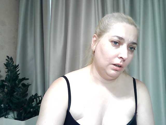 KickaIricka live webcam show
