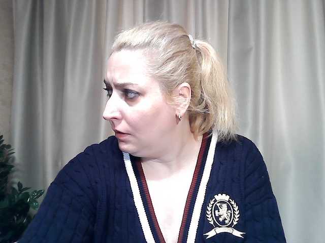 KickaIricka's BongaCams show and profile