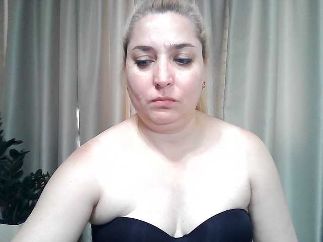 KickaIricka live cam on BongaCams