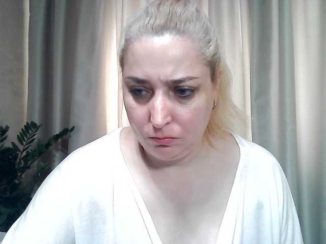 KickaIricka live cam on BongaCams