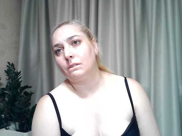 KickaIricka live webcam show