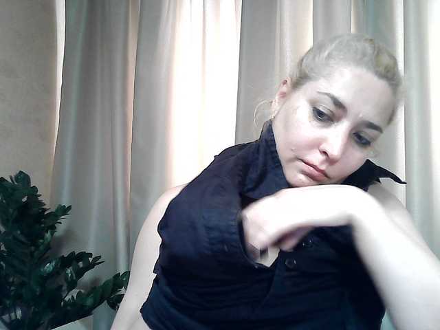 KickaIricka live cam on BongaCams