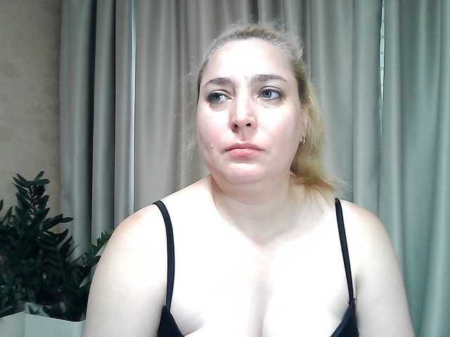 KickaIricka live cam on BongaCams