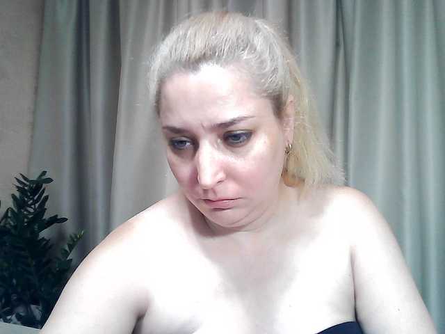 KickaIricka live cam on BongaCams