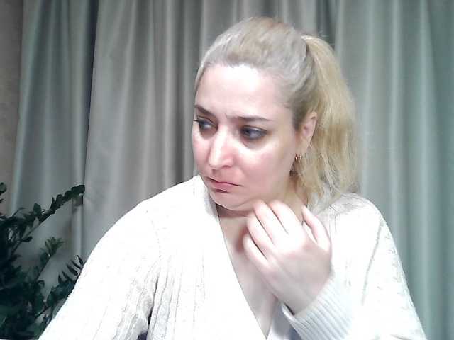 KickaIricka, live now on BongaCams