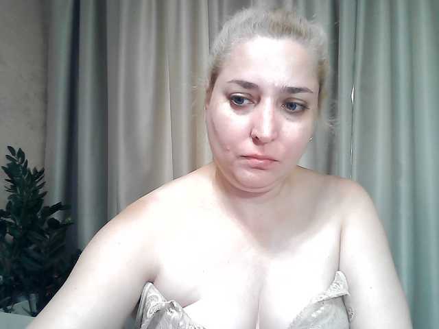 KickaIricka live webcam show