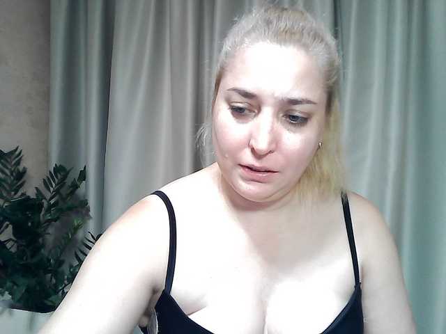 KickaIricka live cam on BongaCams