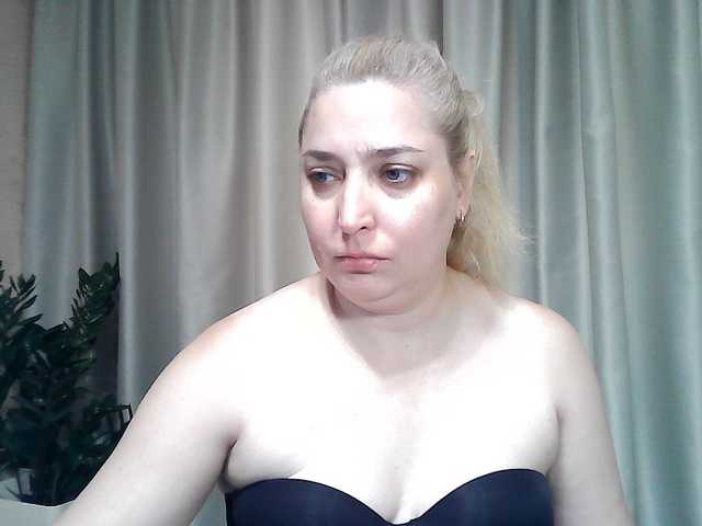 KickaIricka live webcam show