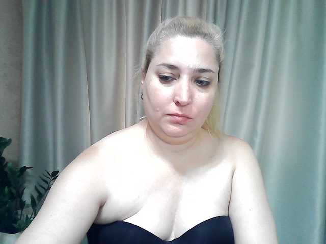 KickaIricka live cam on BongaCams