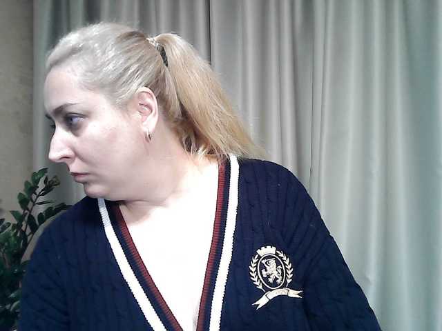 KickaIricka live cam on BongaCams