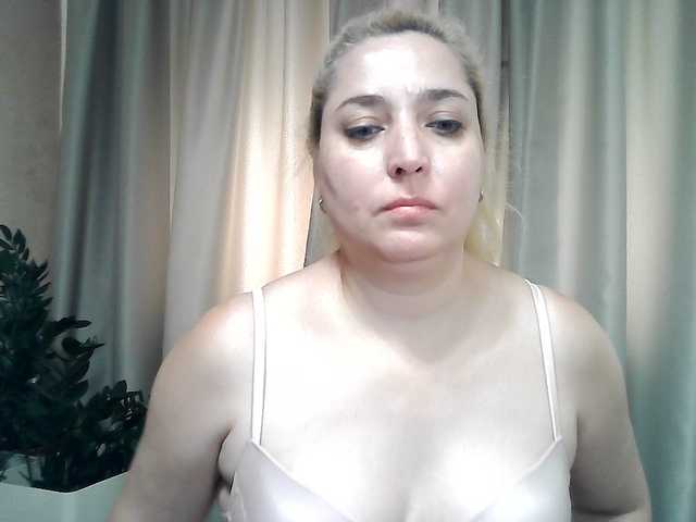 KickaIricka live cam on BongaCams