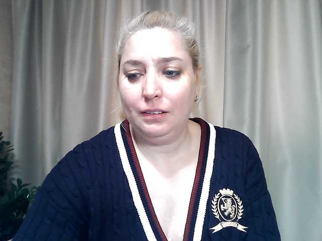 KickaIricka's BongaCams show and profile