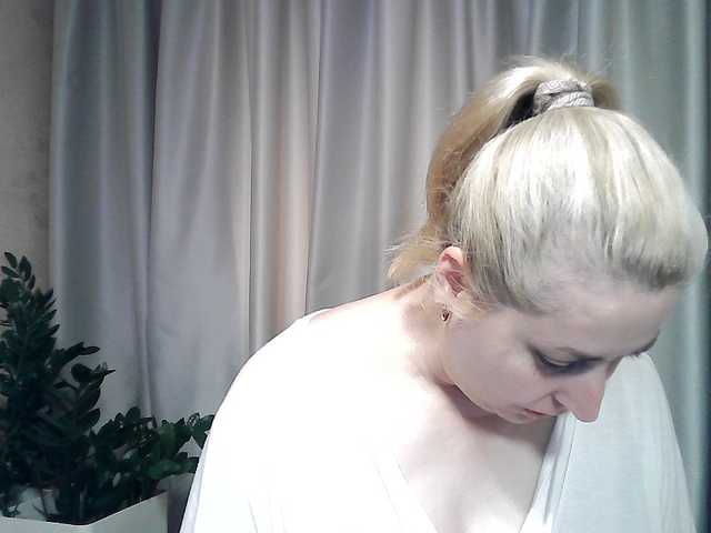 KickaIricka live cam on BongaCams