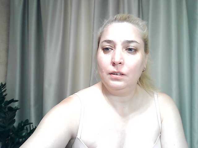 KickaIricka live cam on BongaCams