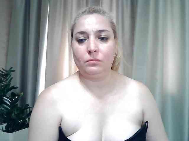 KickaIricka Live Webcam on BongaCams