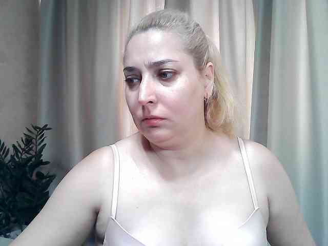 KickaIricka Live Webcam on BongaCams