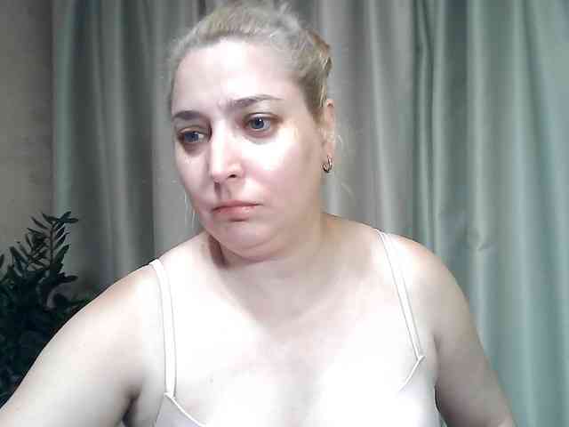 KickaIricka Live Webcam on BongaCams