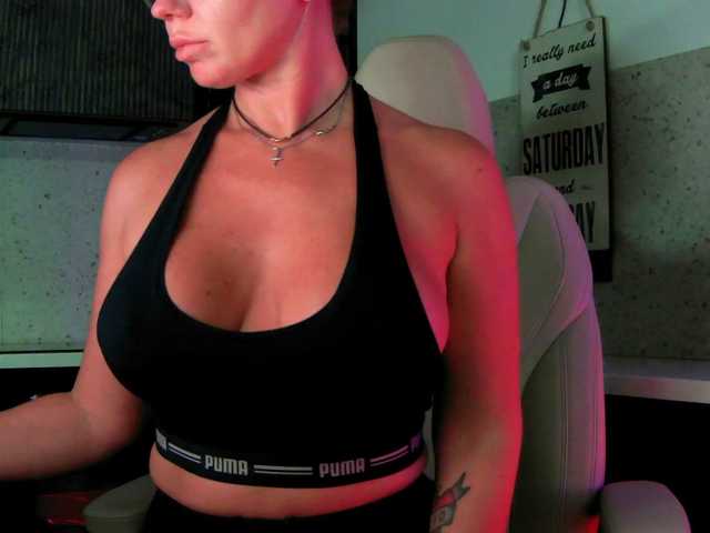 Mashulya29 live cam preview