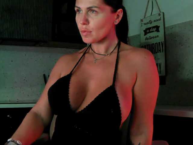 Mashulya29 live cam on BongaCams