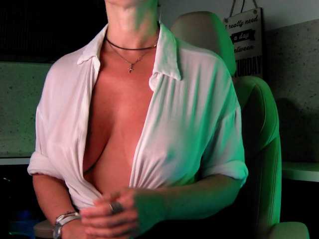Mashulya29 live cam preview