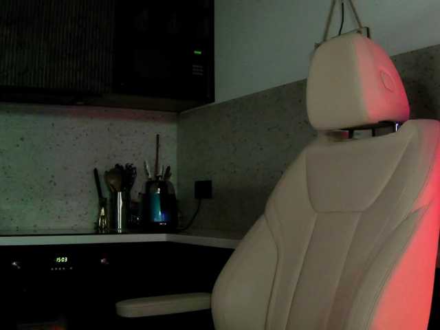 Mashulya29 live cam on BongaCams