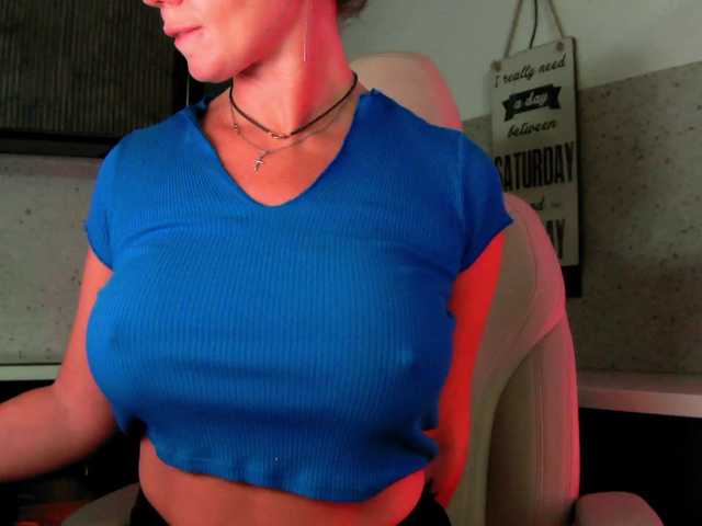 Mashulya29 live cam on BongaCams