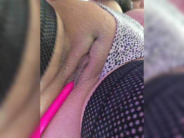 vipbrunetka live cam on BongaCams
