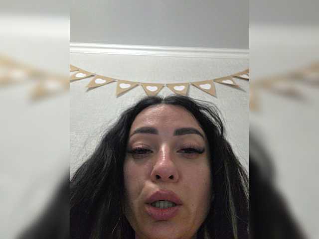vipbrunetka live cam on BongaCams