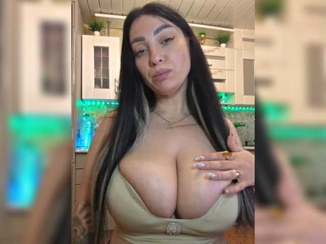 стрип от vipbrunetka
