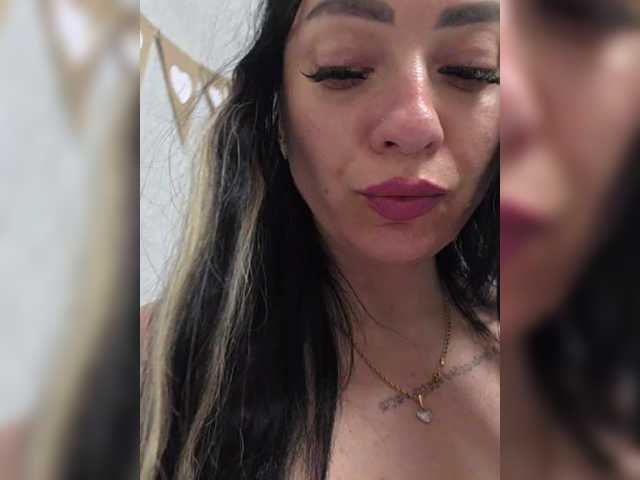 vipbrunetka