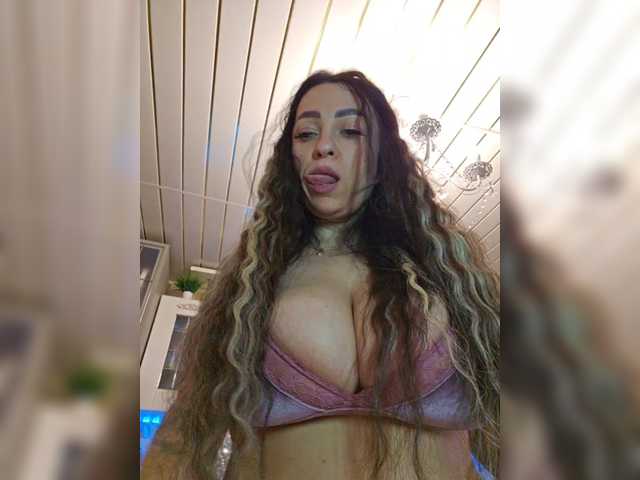 vipbrunetka live sex