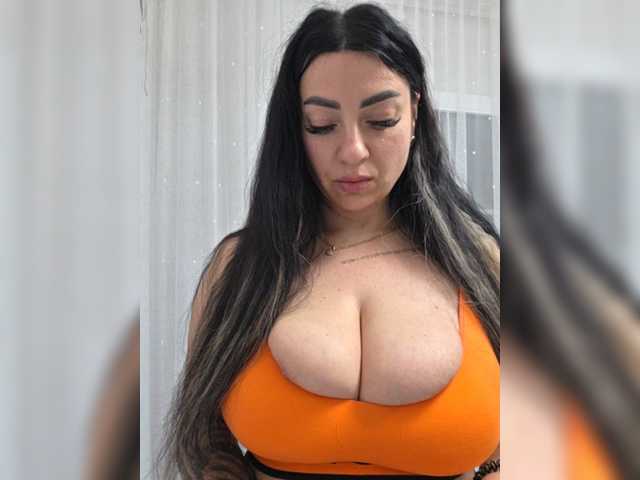 vipbrunetka