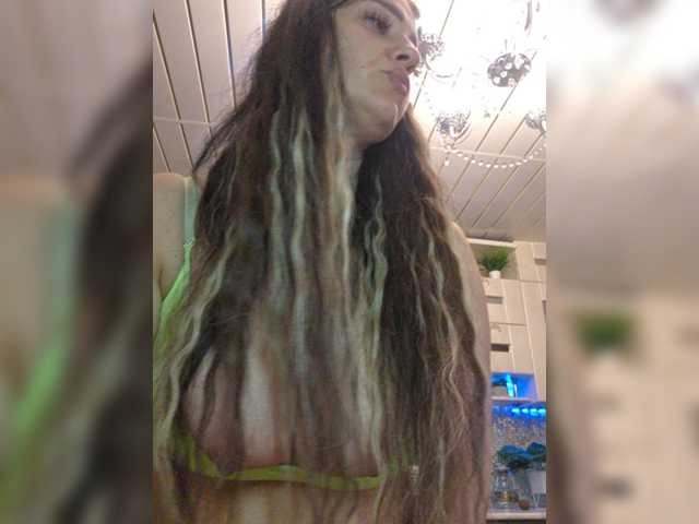 vipbrunetka live sex show