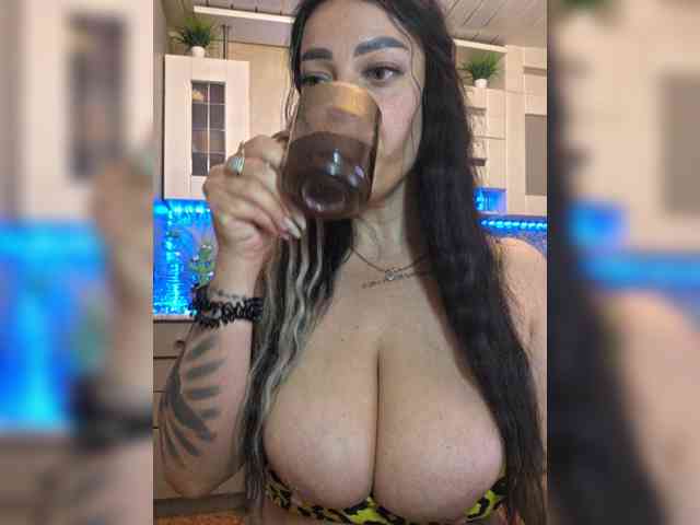 vipbrunetka Sex Cam Show