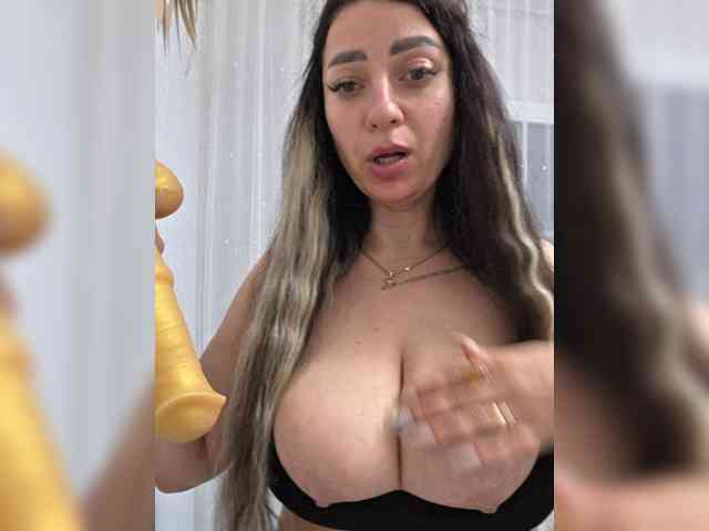 vipbrunetka